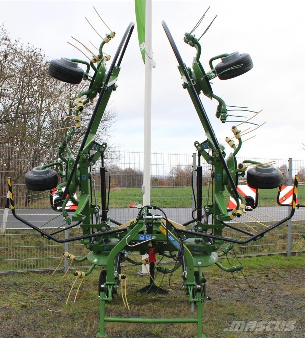 Krone Vendro 680 Obracače a zhrabovače sena