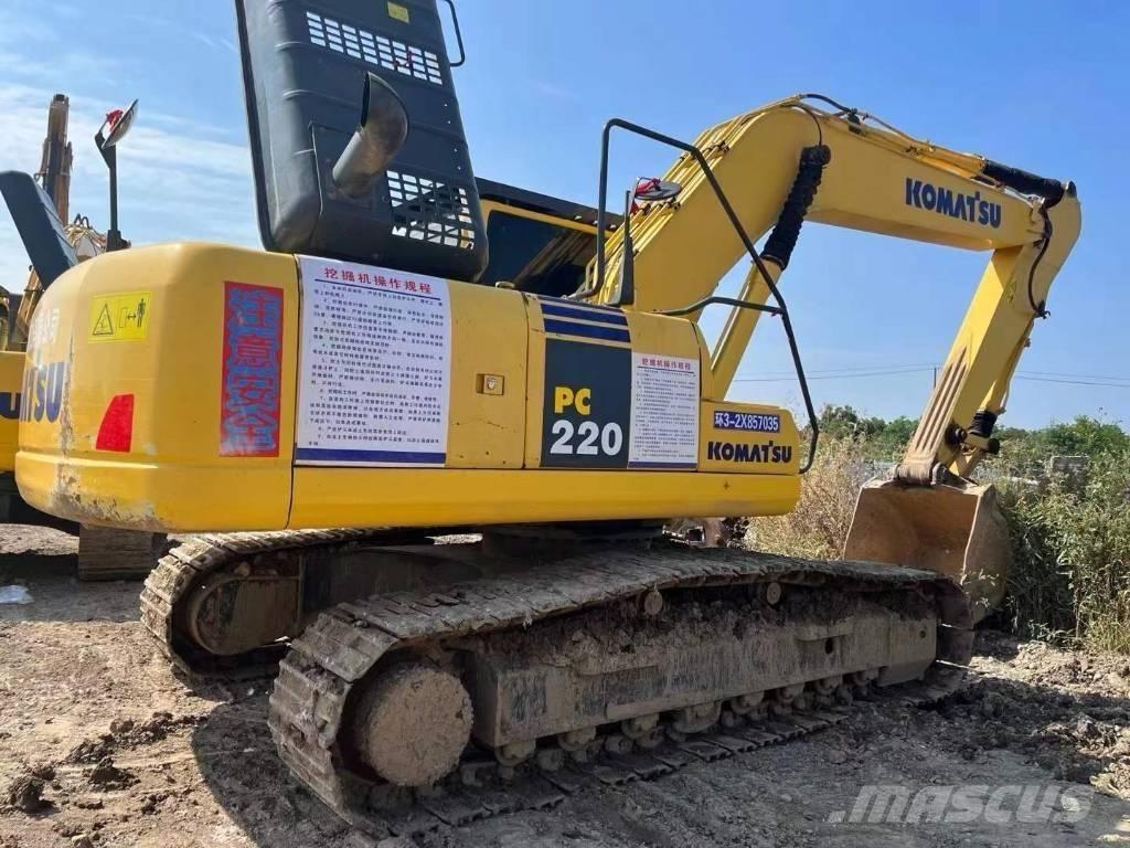 Komatsu PC 220-8 Pásové rýpadlá