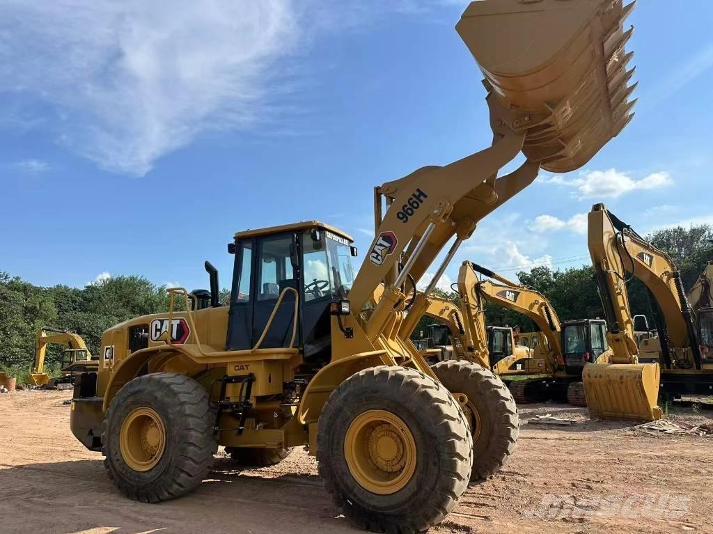 CAT 966H Kolesové nakladače