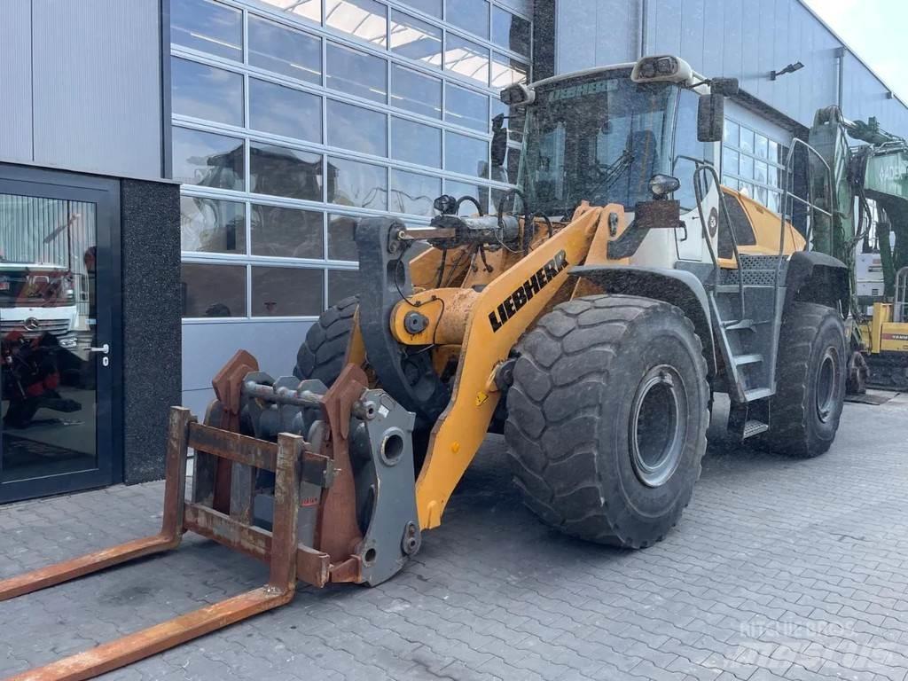 Liebherr L566 Kolesové nakladače