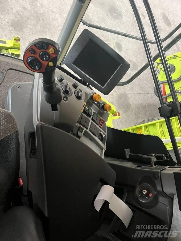 CLAAS LEXION 770 Kombinované zberacie stroje