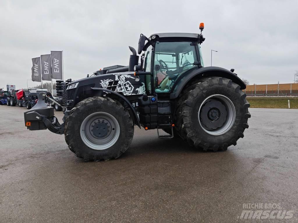 Massey Ferguson 8740 Traktory