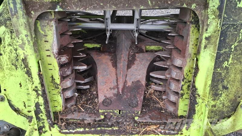 CLAAS 494 Kombinované zberacie stroje