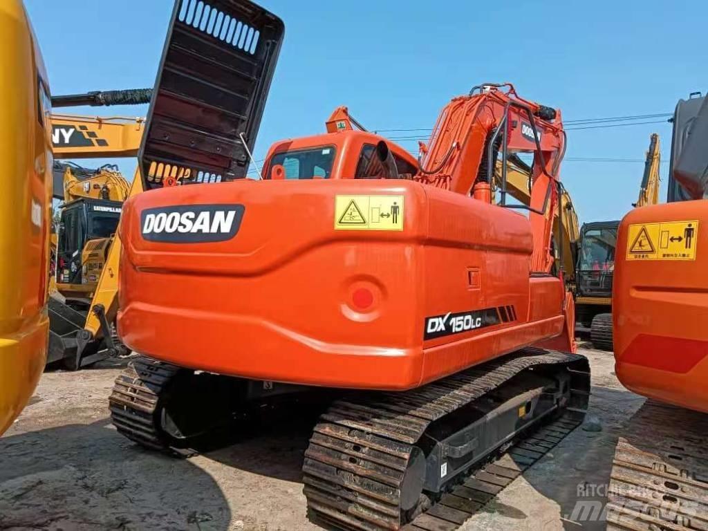 Doosan DX150 Midi rýpadlá 7 t - 12 t