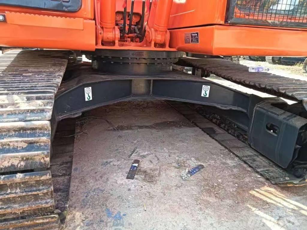 Doosan DX150 Midi rýpadlá 7 t - 12 t