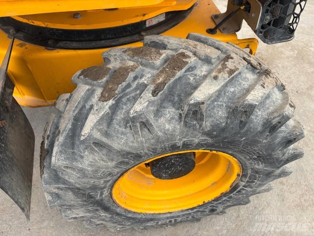 JCB 3STH 2S5 Stavebné sklápače