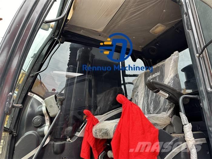 Hyundai R220LC-9S Pásové rýpadlá
