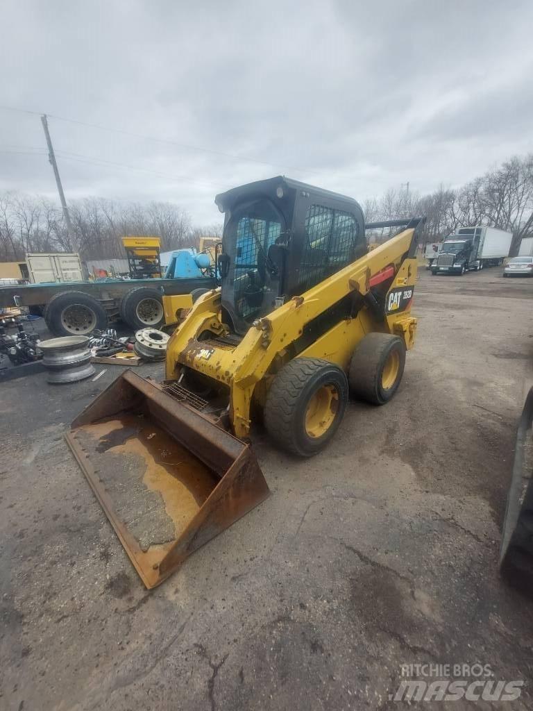 CAT 262D Šmykom riadené nakladače