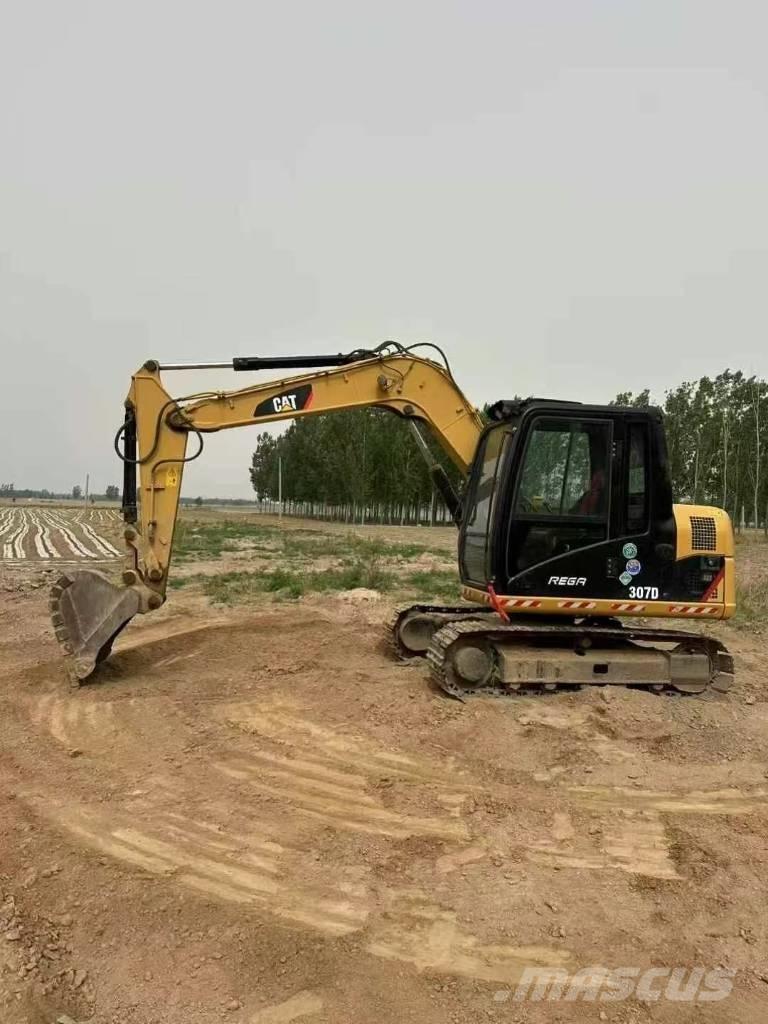 CAT 307d Pásové rýpadlá