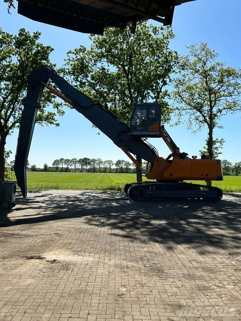 Sennebogen 835 R Stroje pre manipuláciu s odpadom