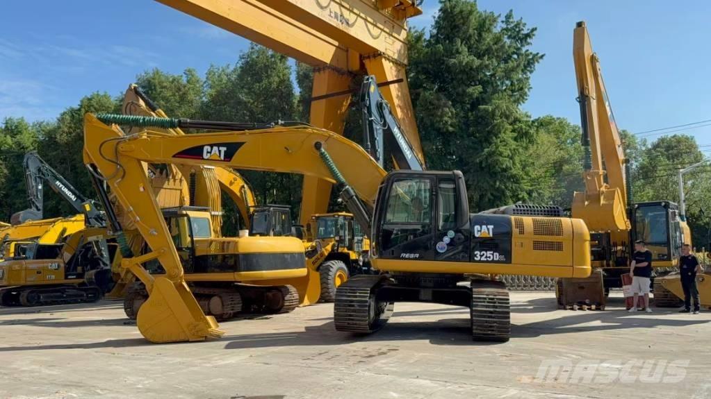 CAT 325 D Pásové rýpadlá