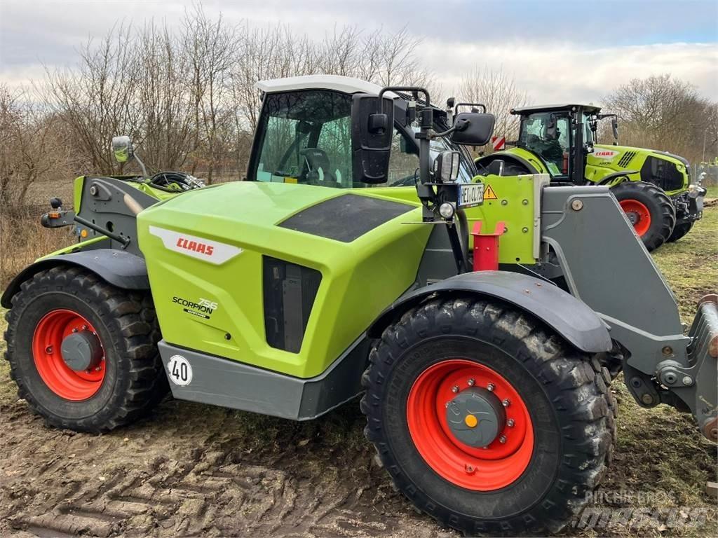 Liebherr T56-7S Teleskopické manipulátory