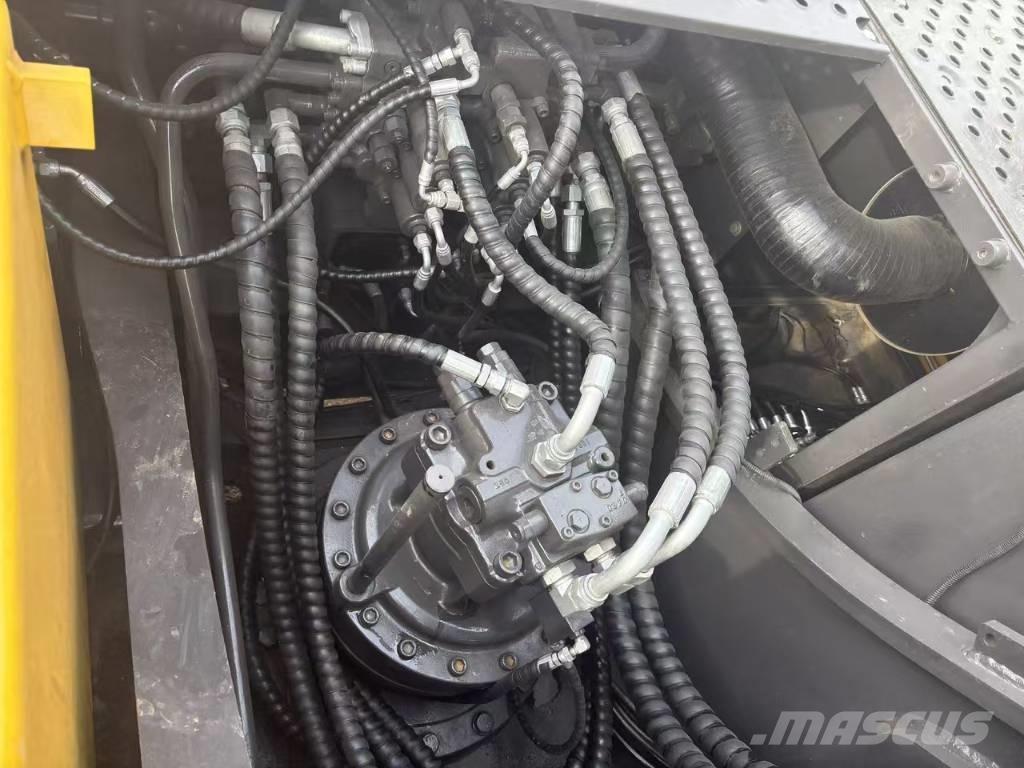 Volvo EC 240 Pásové rýpadlá
