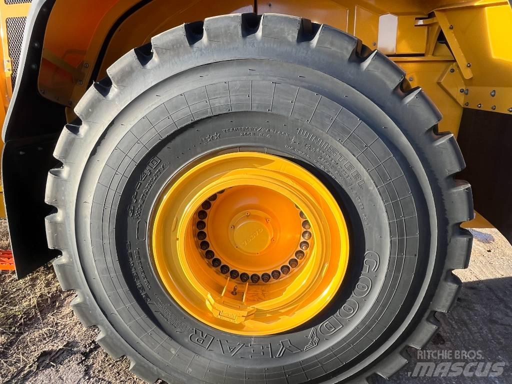 Volvo L 220 H Kolesové nakladače