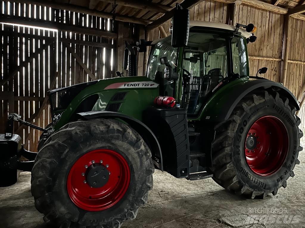 Fendt 720 Vario Traktory