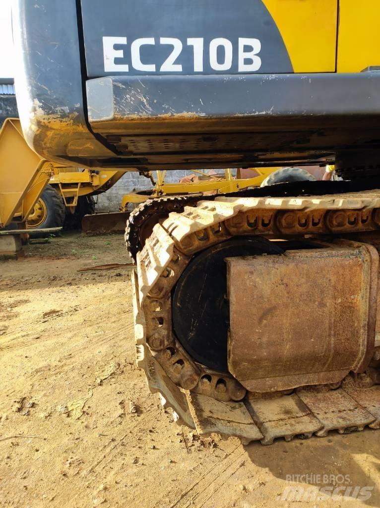Volvo EC 210 B Pásové rýpadlá