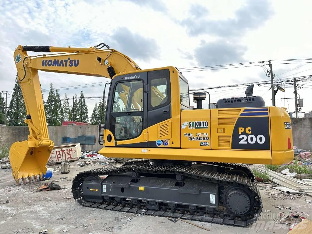 Komatsu PC 200-8 Pásové rýpadlá