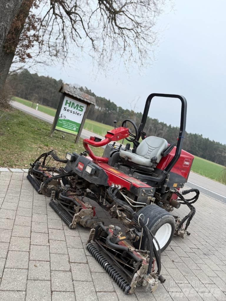 Toro Reelmaster 3575 Kosačky fervejí