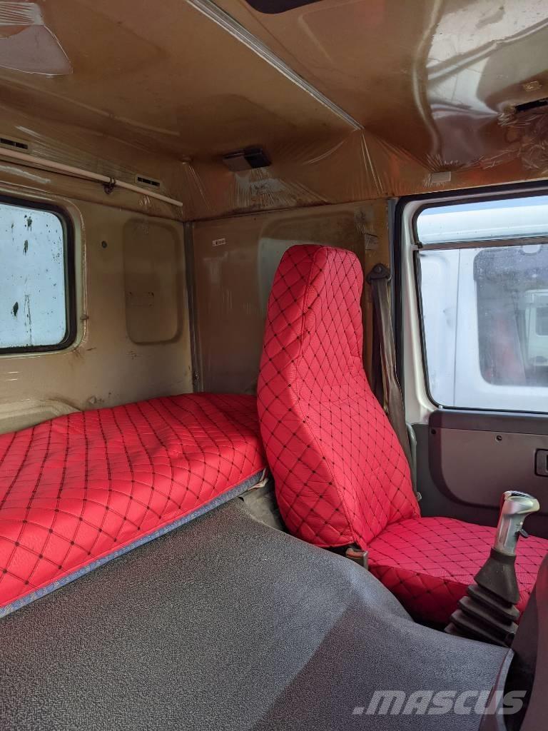 Howo 375 8x4 Sklápače