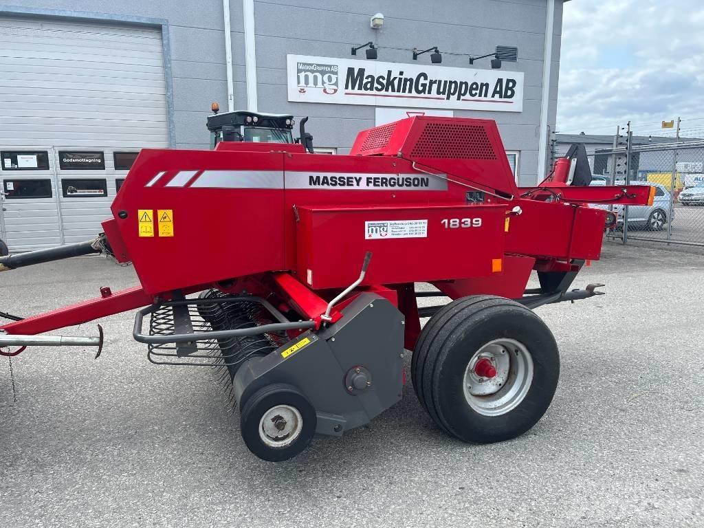 Massey Ferguson 1839 Lisy na hranaté balíky