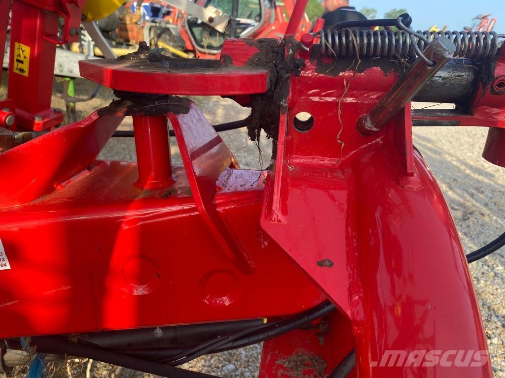 Pöttinger Hit 910N Obracače a zhrabovače sena