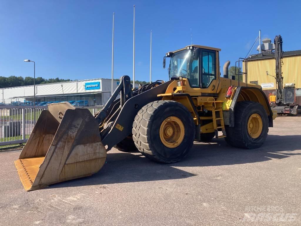 Volvo L 220 F Kolesové nakladače