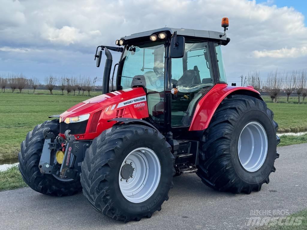 Massey Ferguson 5609 Traktory