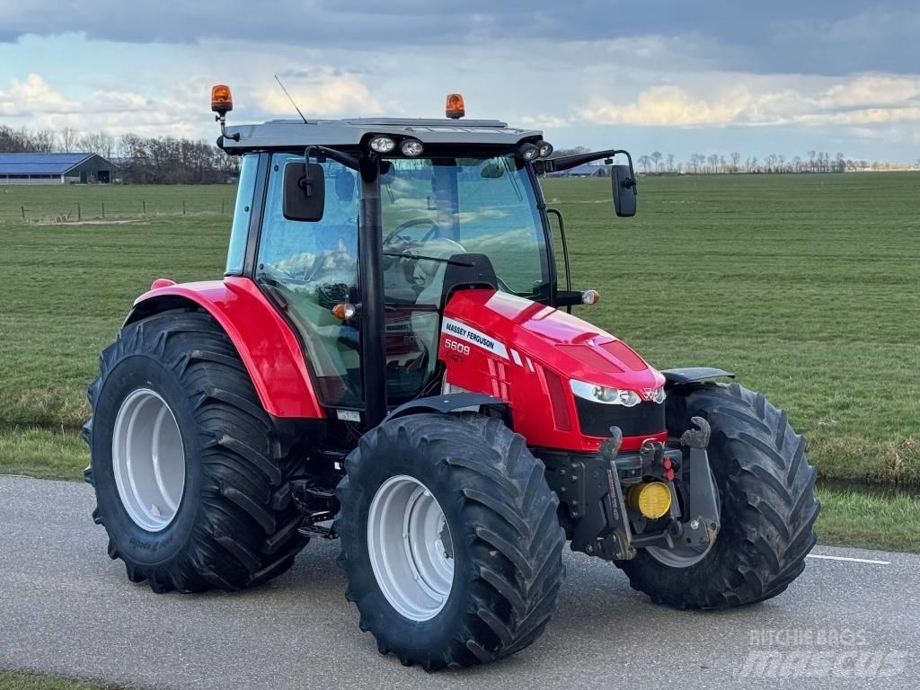 Massey Ferguson 5609 Traktory