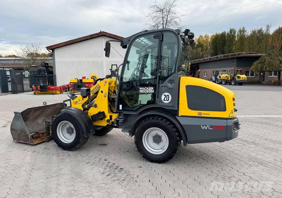 Wacker Neuson WL 38 Kolesové nakladače