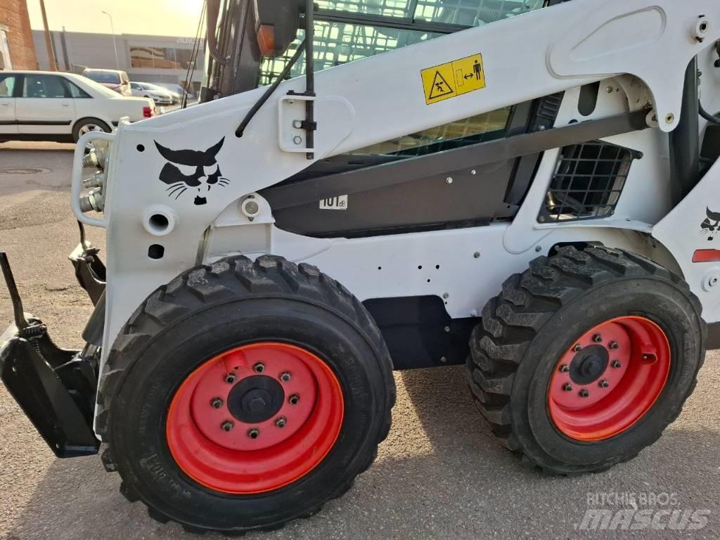 Bobcat S 530 Šmykom riadené nakladače