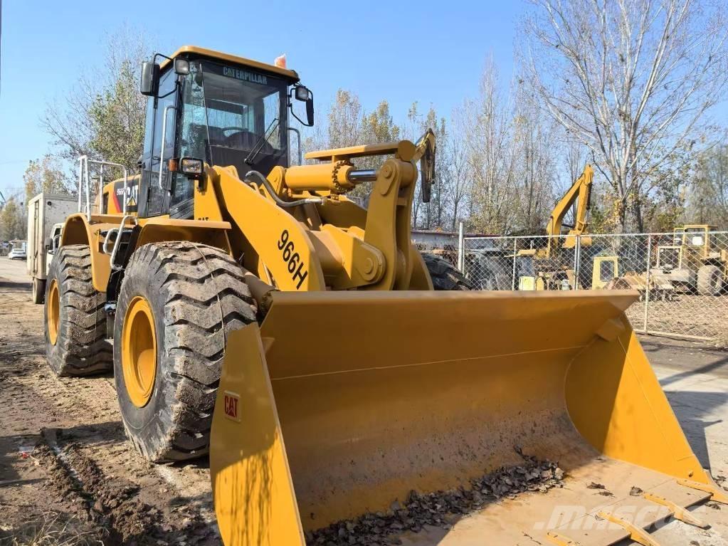 CAT 966H Kolesové nakladače