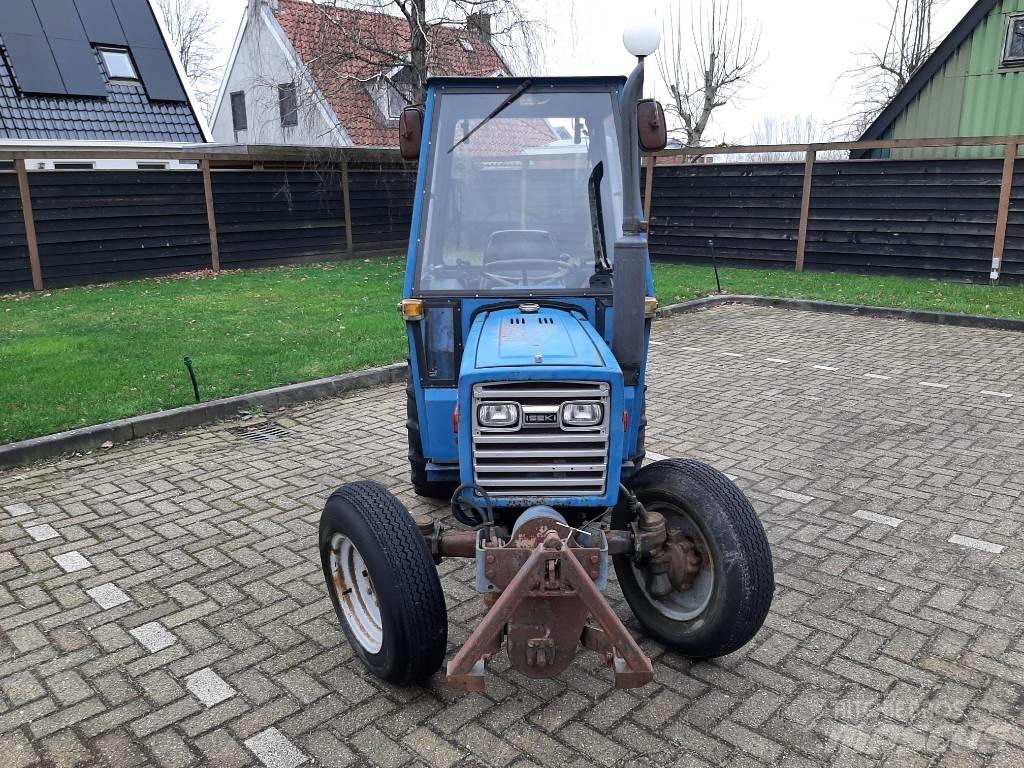 Iseki 3210 Traktory