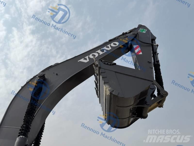 Volvo EC 300 D L Pásové rýpadlá