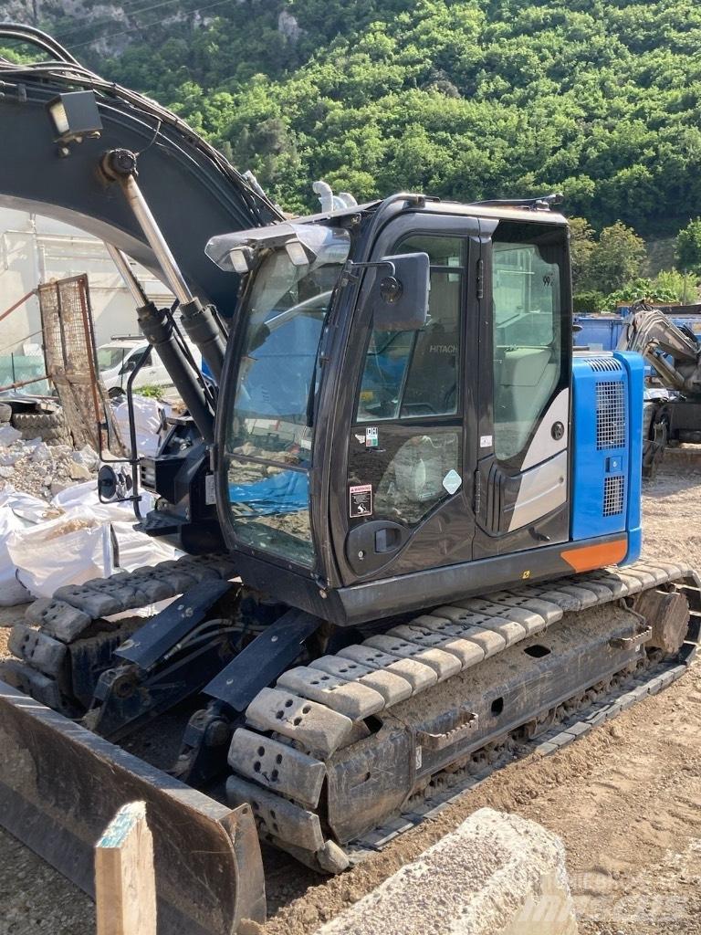 Hitachi ZX 135 US-6 Pásové rýpadlá
