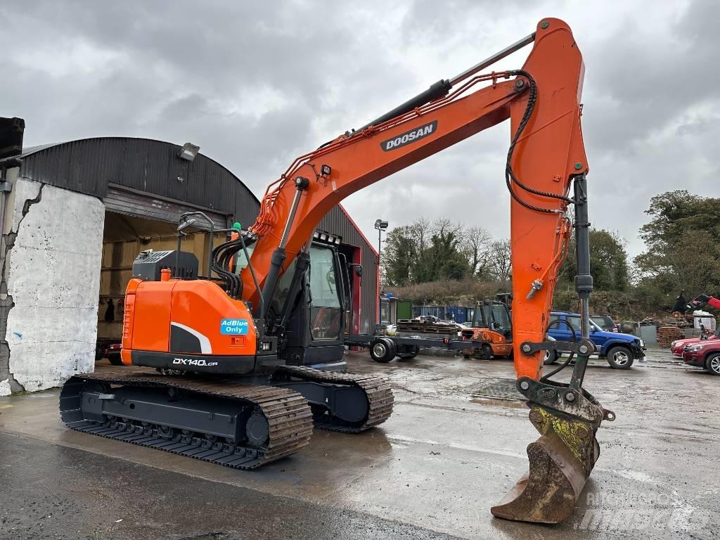 Doosan DX 140 LCR Pásové rýpadlá