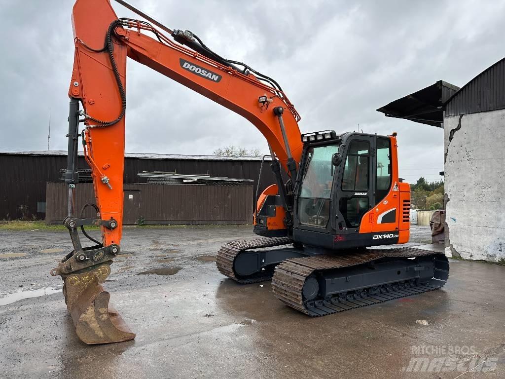 Doosan DX 140 LCR Pásové rýpadlá