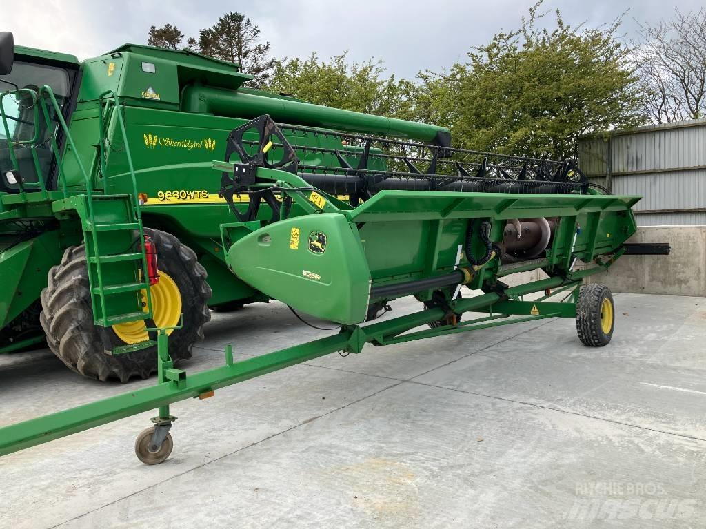 John Deere 9680 WTS Kombinované zberacie stroje