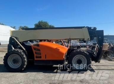 JLG 1255 Teleskopické manipulátory