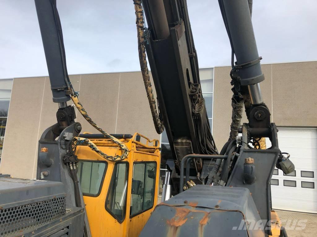 Junttan PM20LC Pilierovej žeriav