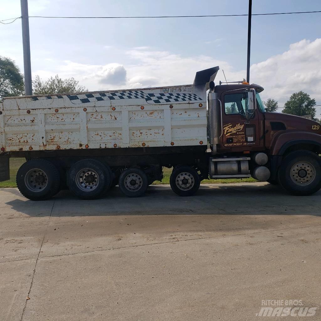 Mack CV 713 Sklápače