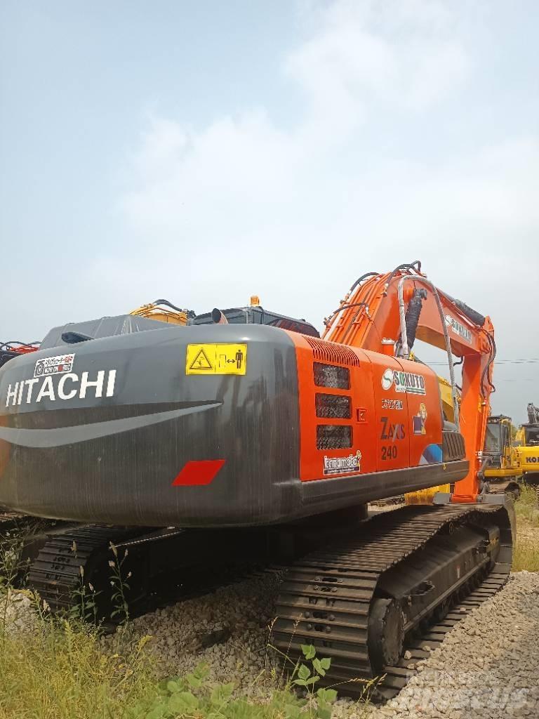Hitachi ZX 240 Pásové rýpadlá