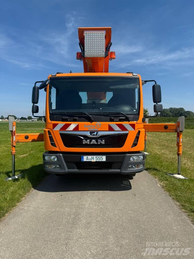Palfinger P 300 KS Autoplošiny