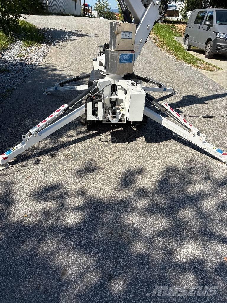 CTE Traccess 135 Kompaktné samohybné kĺbové plošiny