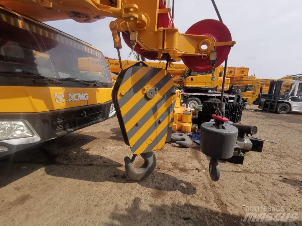 XCMG XCA160 Univerzálne terénne žeriavy