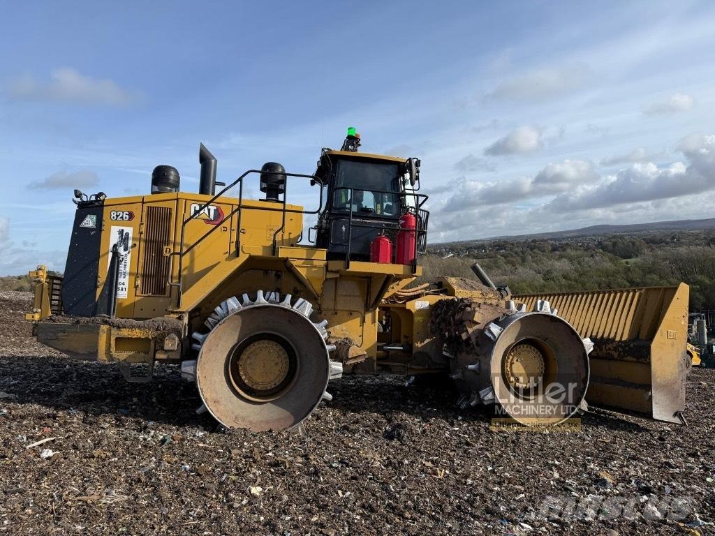 CAT 826 K Pôdne kompaktory