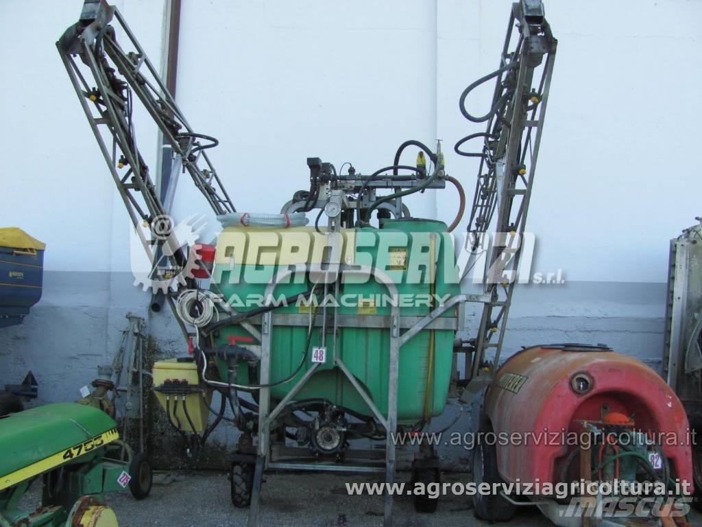  RICOSMA DPR 800 Nesené postrekovače