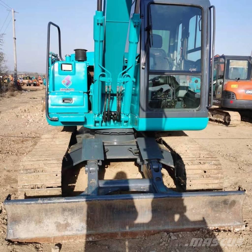 Sunward SWE90E Midi rýpadlá 7 t - 12 t