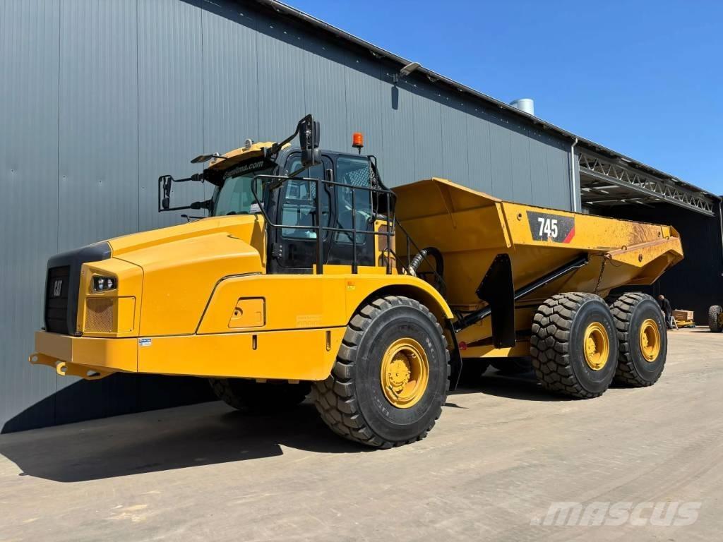 CAT 745 04A Kĺbové nákladné autá