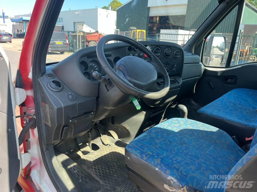Iveco 40C 15 Nakladacia/sklápacia bočnica