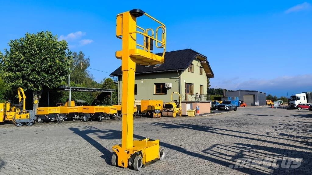 JLG 1230 ES Vertikálne stĺpové výťahy